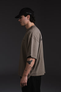 SETTER® "AFFILIATED" T-SHIRT - TAUPE LATTE